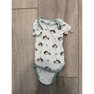 Kyte Baby Hedgehog 0-3 onsie